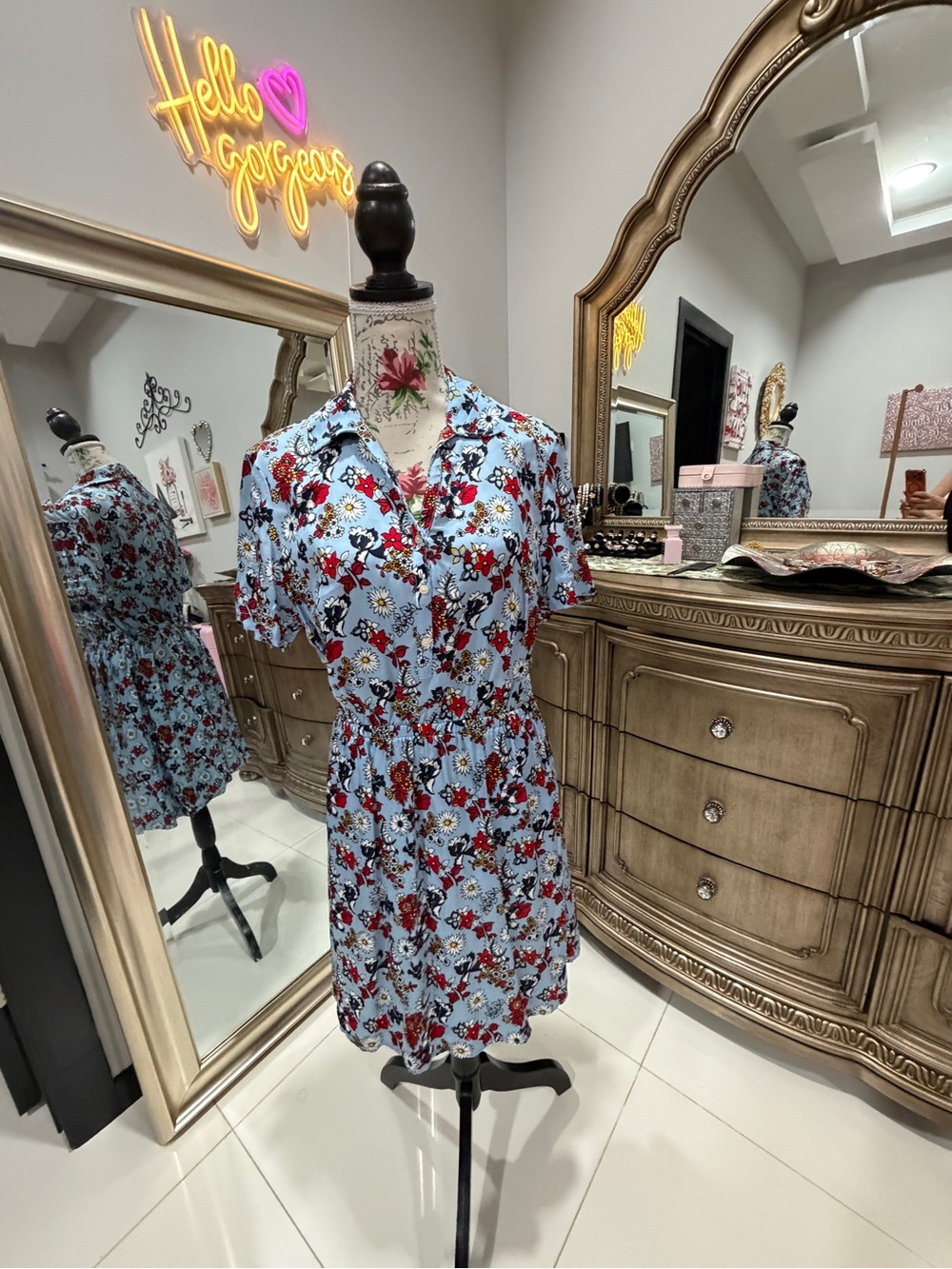 Calvin Klein Light Blue Floral Button-Front Chemise